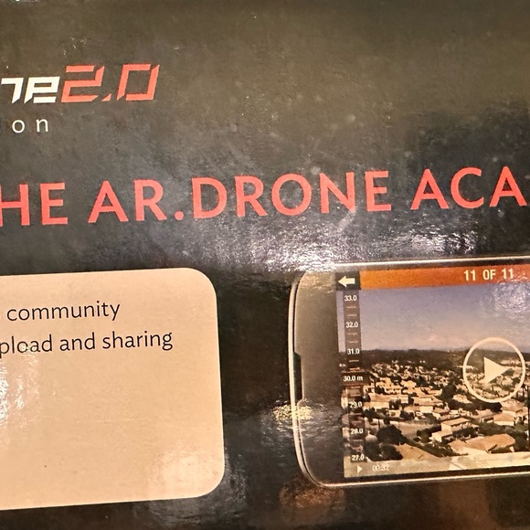 PARROT AR. DRONE 2.0 ELITEl EDITION QUADRICOPTER - WiFi - Free iOS & Android - Picture 11 of 16